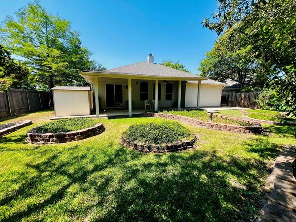 1308 Canna Lily Ln, Pflugerville TX 78660