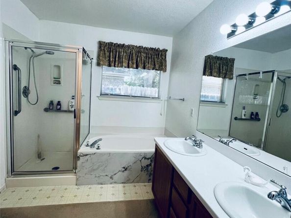 1308 Canna Lily Ln, Pflugerville TX 78660