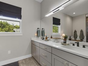 18402 Lakeland DR, Point Venture TX 78645