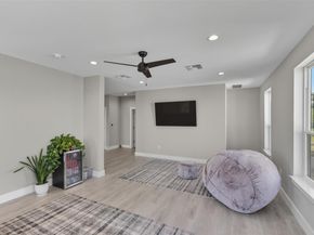 18402 Lakeland DR, Point Venture TX 78645