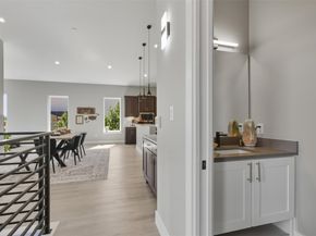 18402 Lakeland DR, Point Venture TX 78645