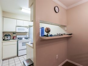 501 W 26th ST 312, Austin TX 78705