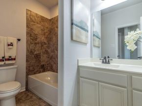 105 Penna LN, Georgetown TX 78628