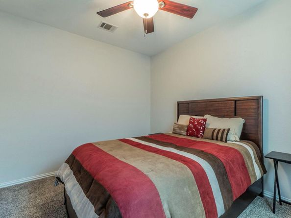 105 Penna LN, Georgetown TX 78628