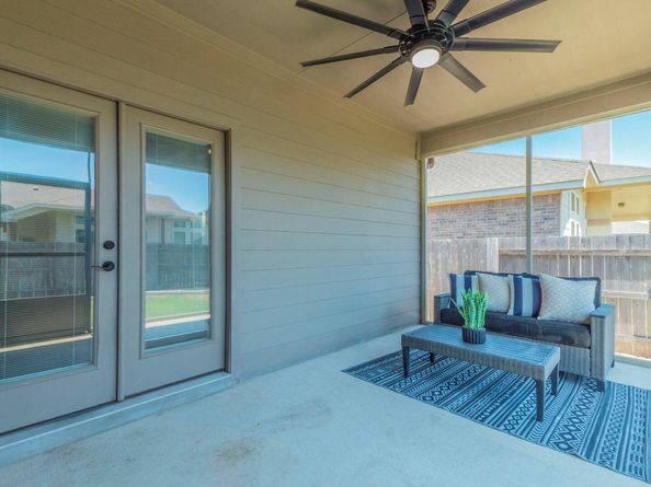 105 Penna LN, Georgetown TX 78628