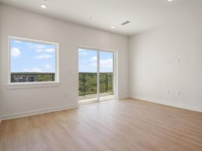 4802 S Congress Ave 403, Austin TX 78745