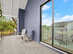 2919 E 13th ST 2, Austin TX 78702