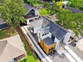 2919 E 13th ST 2, Austin TX 78702