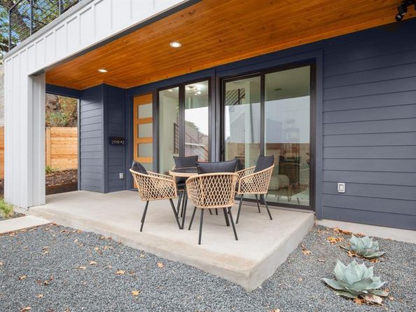 2919 E 13th ST 2, Austin TX 78702