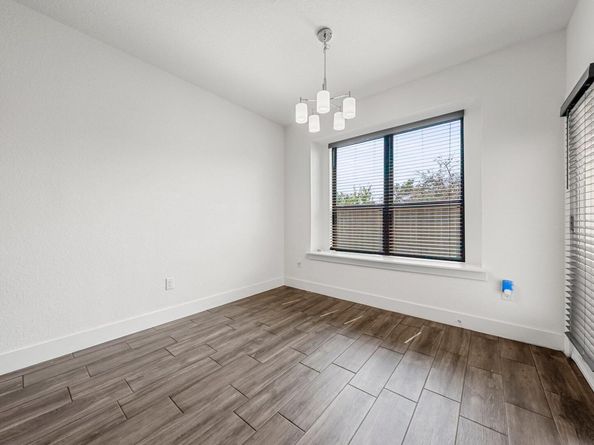 12315 Maypole BND 1002, Austin TX 78717