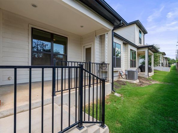 12315 Maypole BND 1002, Austin TX 78717