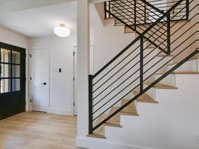 8300 Washita DR, Austin TX 78749