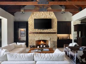 15016 Flat Top Ranch RD, Austin TX 78732