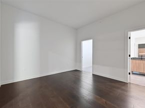2209 S 1st ST 107, Austin TX 78704