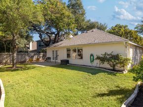 6121 Jumano LN, Austin TX 78749