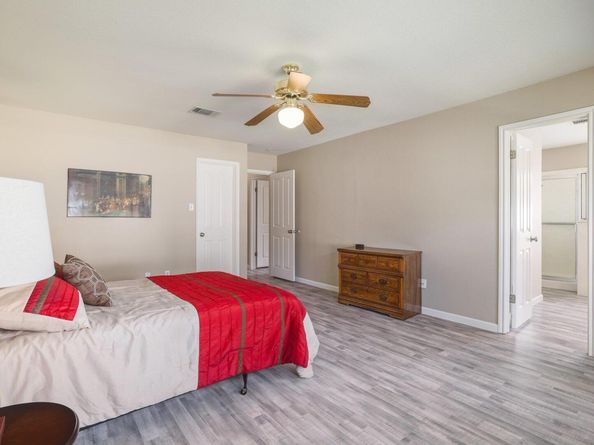 6121 Jumano LN, Austin TX 78749