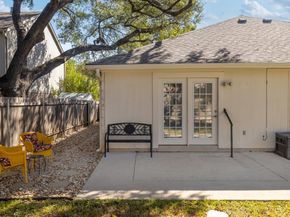 6121 Jumano LN, Austin TX 78749