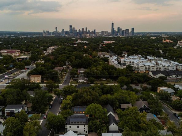 2707 Stacy 2, Austin TX 78704