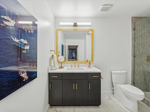 360 Nueces ST 1417, Austin TX 78701