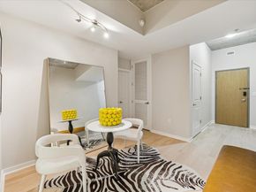 360 Nueces ST 1417, Austin TX 78701