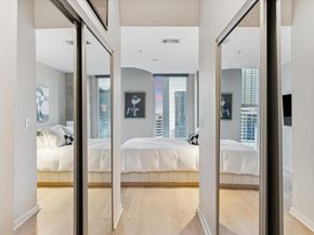 360 Nueces ST 1417, Austin TX 78701