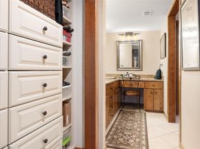 116 W Eagle DR, The Hills TX 78738