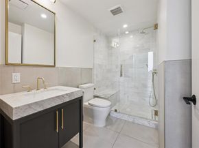 70 Rainey ST 2201, Austin TX 78701