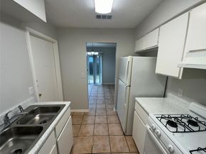 12211 Dundee DR, Austin TX 78759