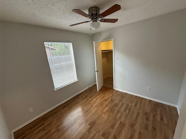12211 Dundee DR, Austin TX 78759