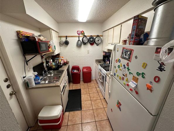 12211 Dundee DR, Austin TX 78759