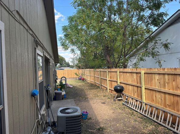 12211 Dundee DR, Austin TX 78759