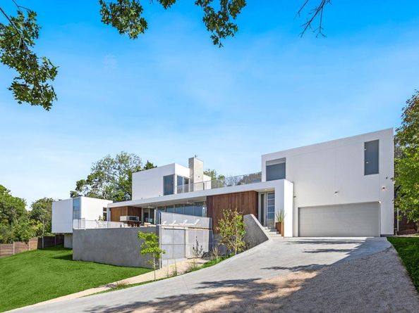 7120 Clifton LN, Austin TX 78746