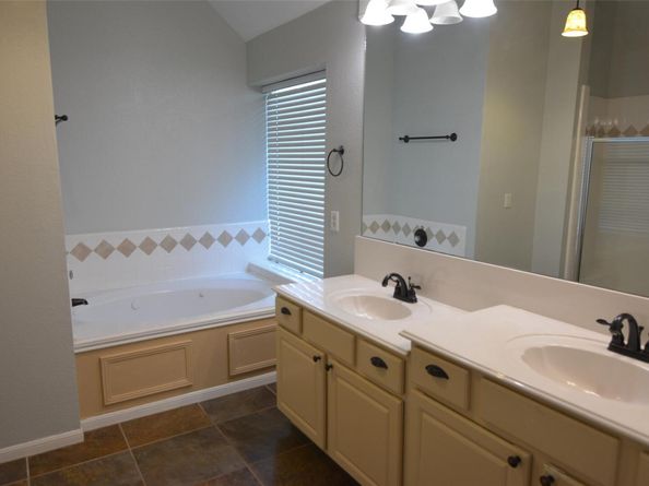 1706 Muledeer RUN, Leander TX 78641