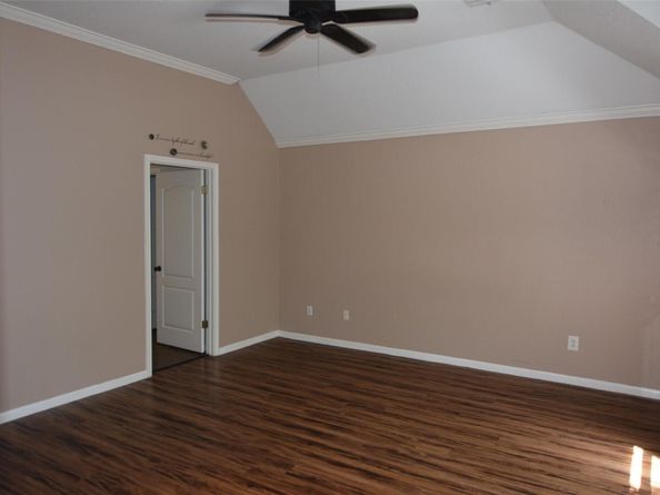 1706 Muledeer RUN, Leander TX 78641