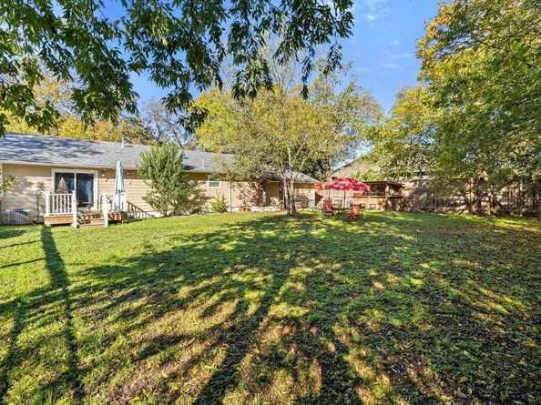 1221 S Austin Ave, Georgetown TX 78626
