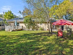 1221 S Austin Ave, Georgetown TX 78626