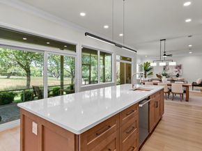 111 Golf View DR, Georgetown TX 78633