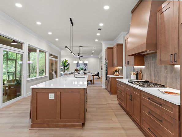 111 Golf View DR, Georgetown TX 78633