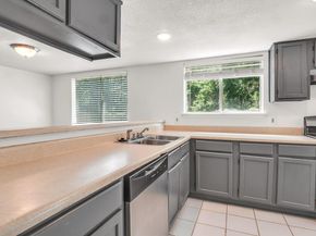 9611 Meadowheath DR, Austin TX 78729