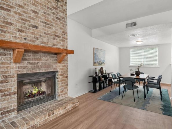 9611 Meadowheath DR, Austin TX 78729