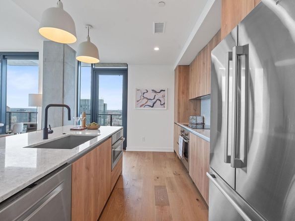 84 East Ave 1801, Austin TX 78701
