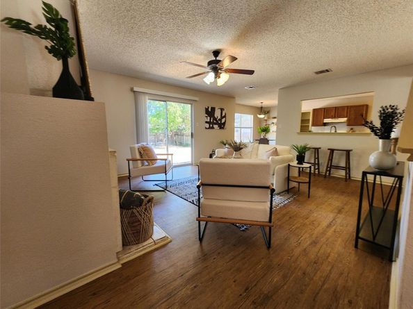 2516 Glen Field DR, Cedar Park TX 78613