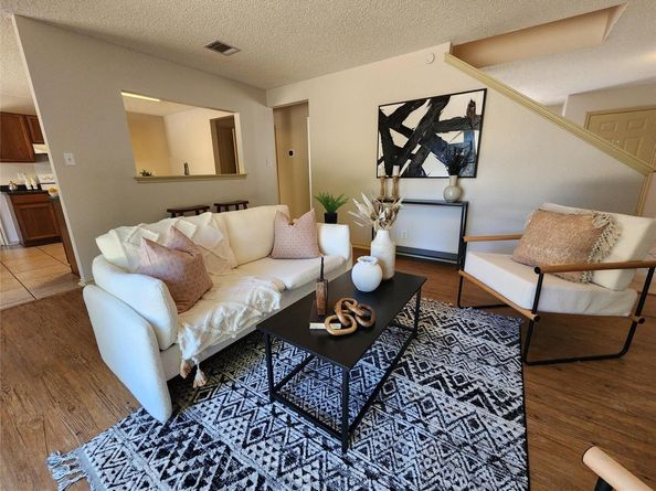 2516 Glen Field DR, Cedar Park TX 78613