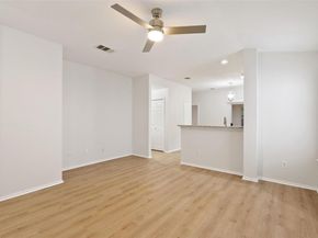 437 Sweet Leaf LN, Pflugerville TX 78660