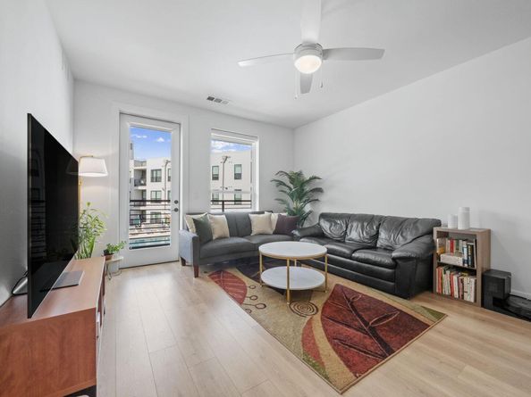 1701 Simond Ave 510, Austin TX 78723