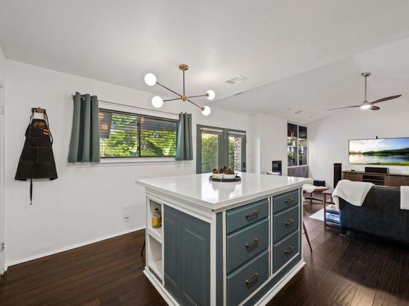 13008 Irongate CIR, Austin TX 78727