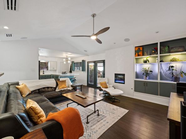 13008 Irongate CIR, Austin TX 78727