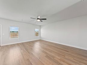 9509 Demure DR 5, Manor TX 78653