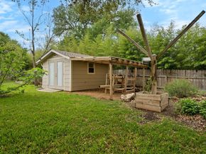 320 Ridgecrest RD, Georgetown TX 78628