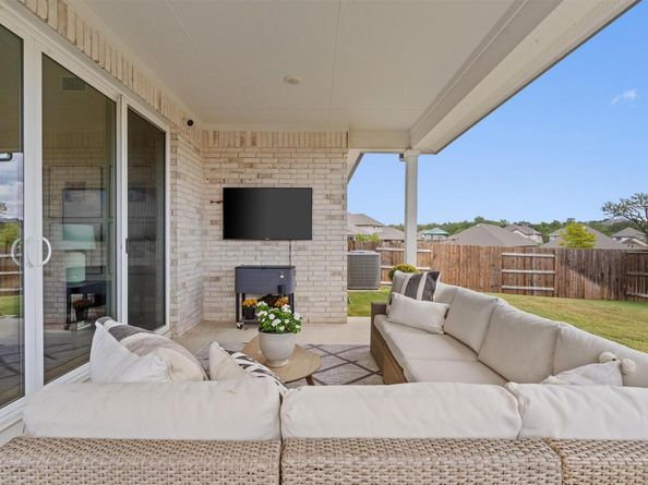 2428 Cattle Baron TRL, Leander TX 78641